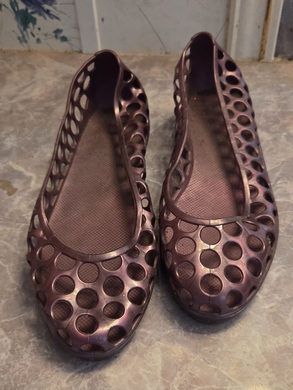 Marc Jacobs Metallic Plum Cutout Flats